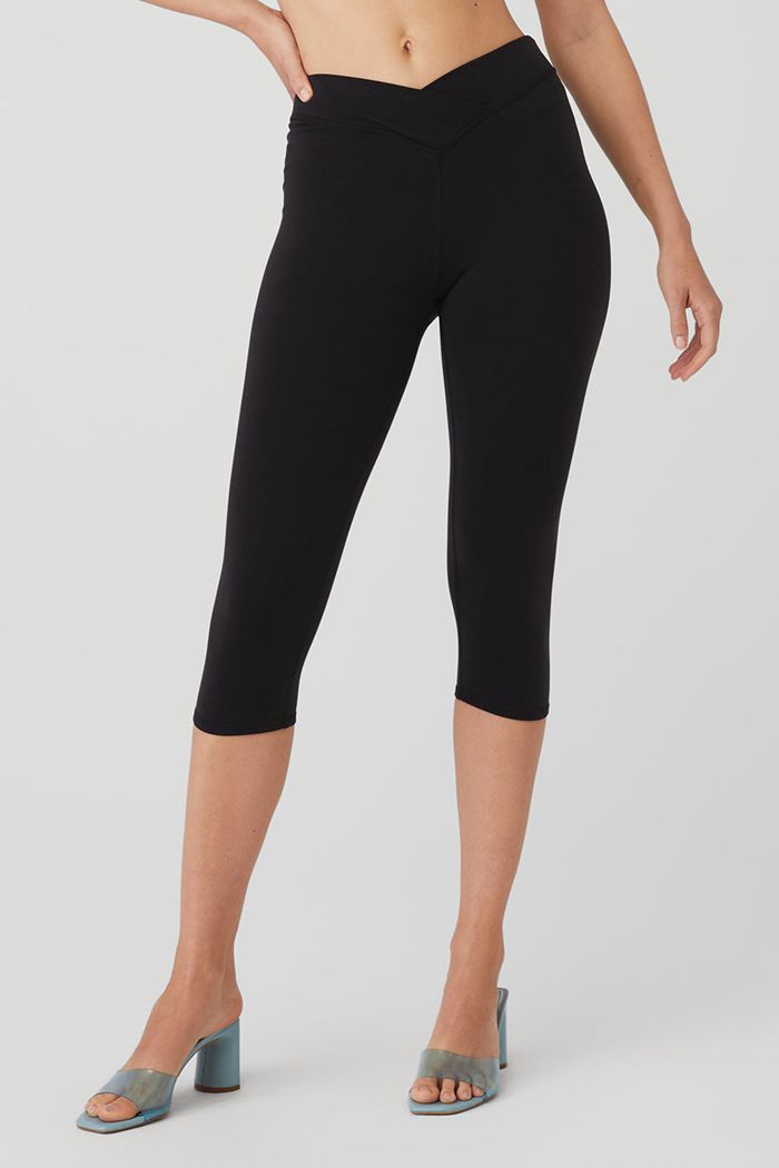 Alo Yoga Airbrush V-Cut Define Capri Women's Pants Black | LETPKFR-87