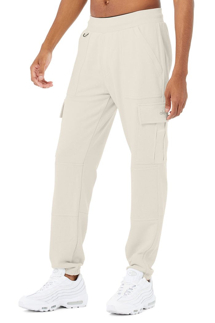 Alo Yoga Highline Cargo Sweat Men's Pants Beige | OTUYPIG-97