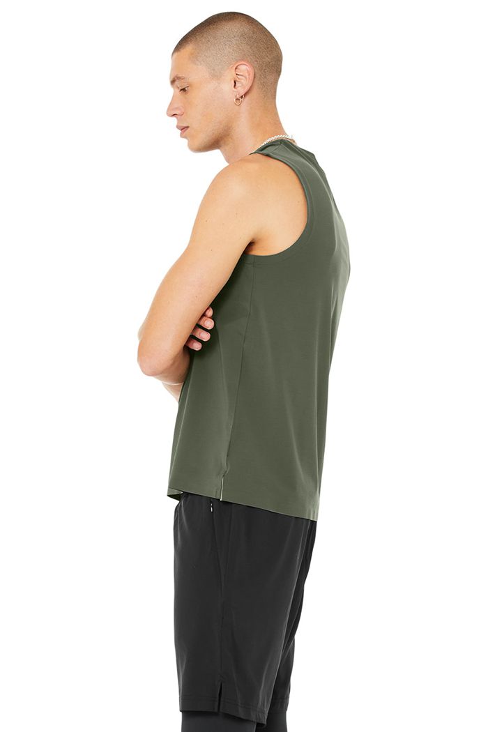 Alo Yoga Idol Performance Men's Tank Tops Dark Green | PAKUXWM-85