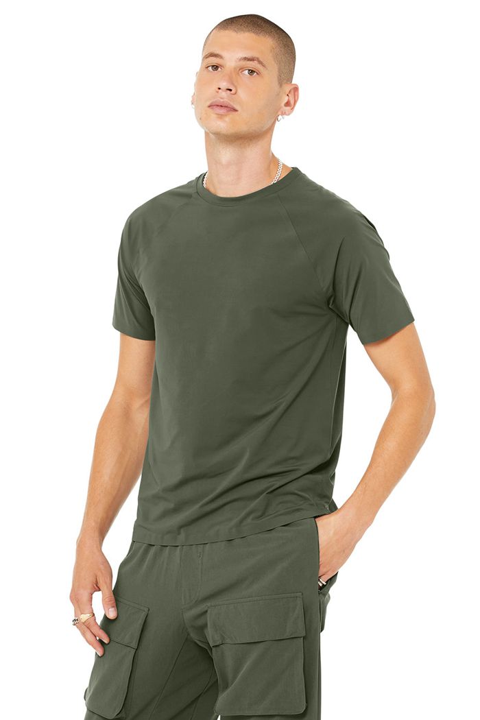 Alo Yoga Idol Performance Tee Men's Short Sleeve Dark Green | LFAWETY-23