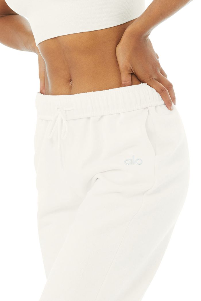 Alo Yoga Accolade Sweat Women's Pants White | DAGUPOX-02