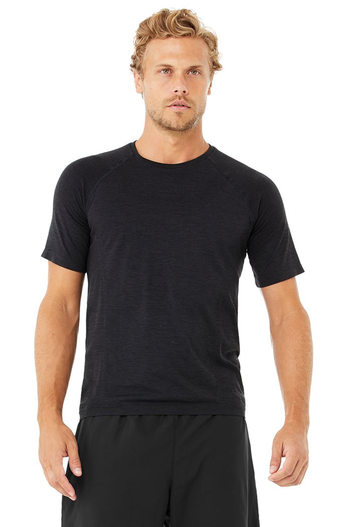 Alo Yoga Amplify Seamless Tee Men\'s Short Sleeve Black | JOHANFP-06