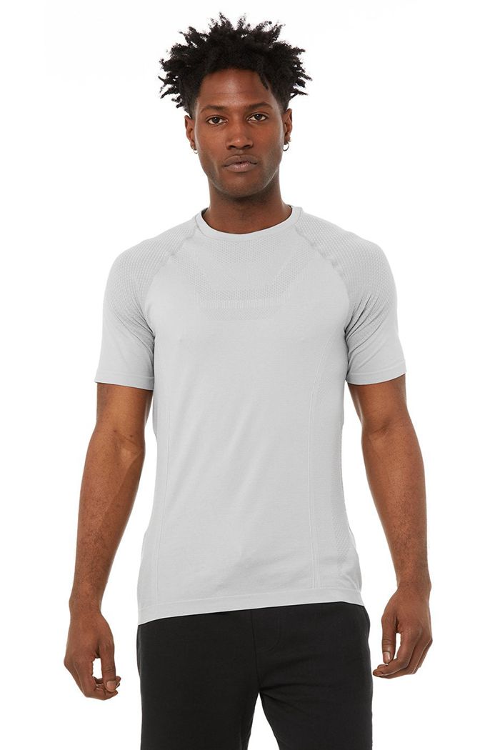 Alo Yoga Amplify Seamless Tee Men\'s Short Sleeve Grey | NUJFWRM-82