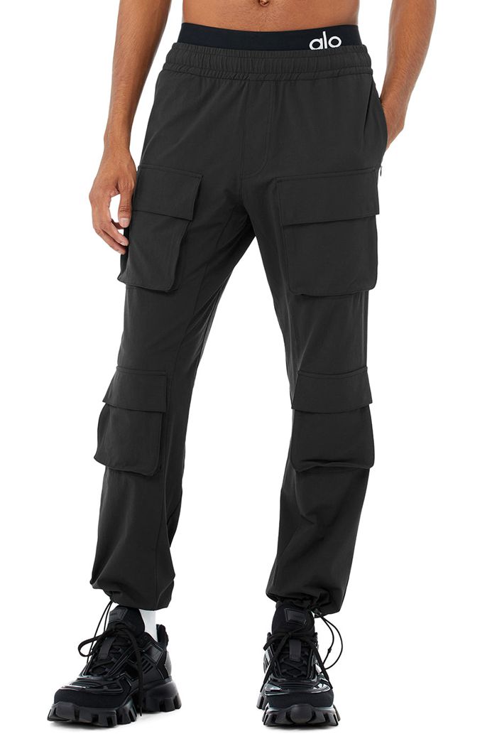 Alo Yoga Cargo Venture Men\'s Pants Black | TCPQUKZ-36