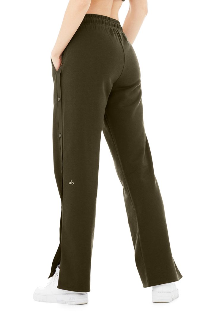 Alo Yoga Courtside Tearaway Snap Women's Pants Dark Olive | EFMCKTO-19