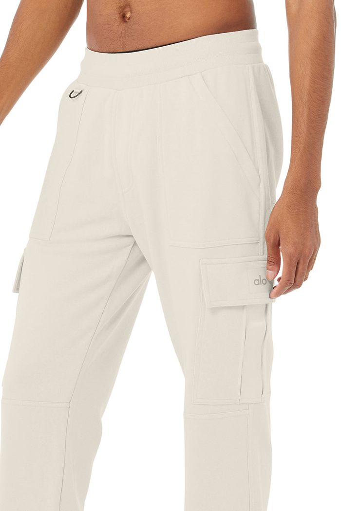 Alo Yoga Highline Cargo Sweat Men's Pants Beige | OTUYPIG-97