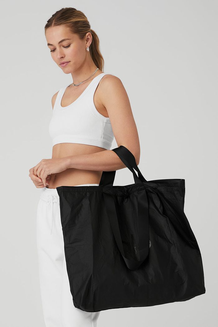 Alo Yoga Keep It Dry Packable Tote Women's Bags Black | NGIORJA-45