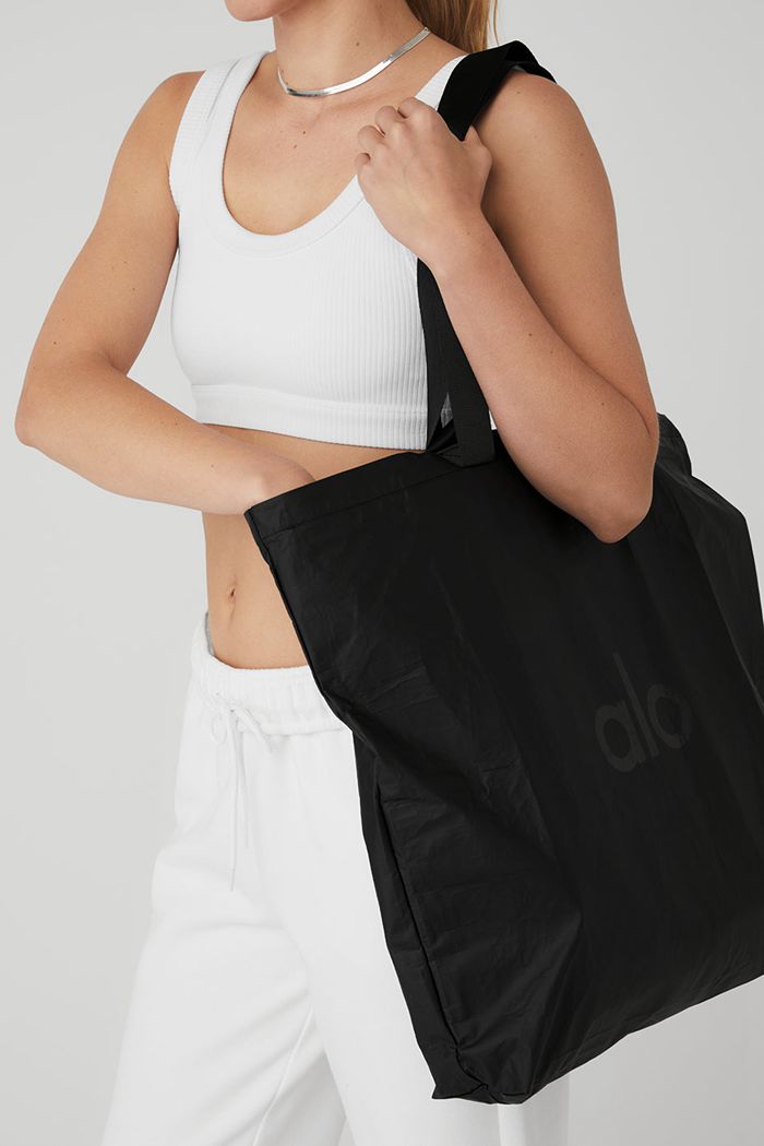 Alo Yoga Keep It Dry Packable Tote Women's Bags Black | NGIORJA-45