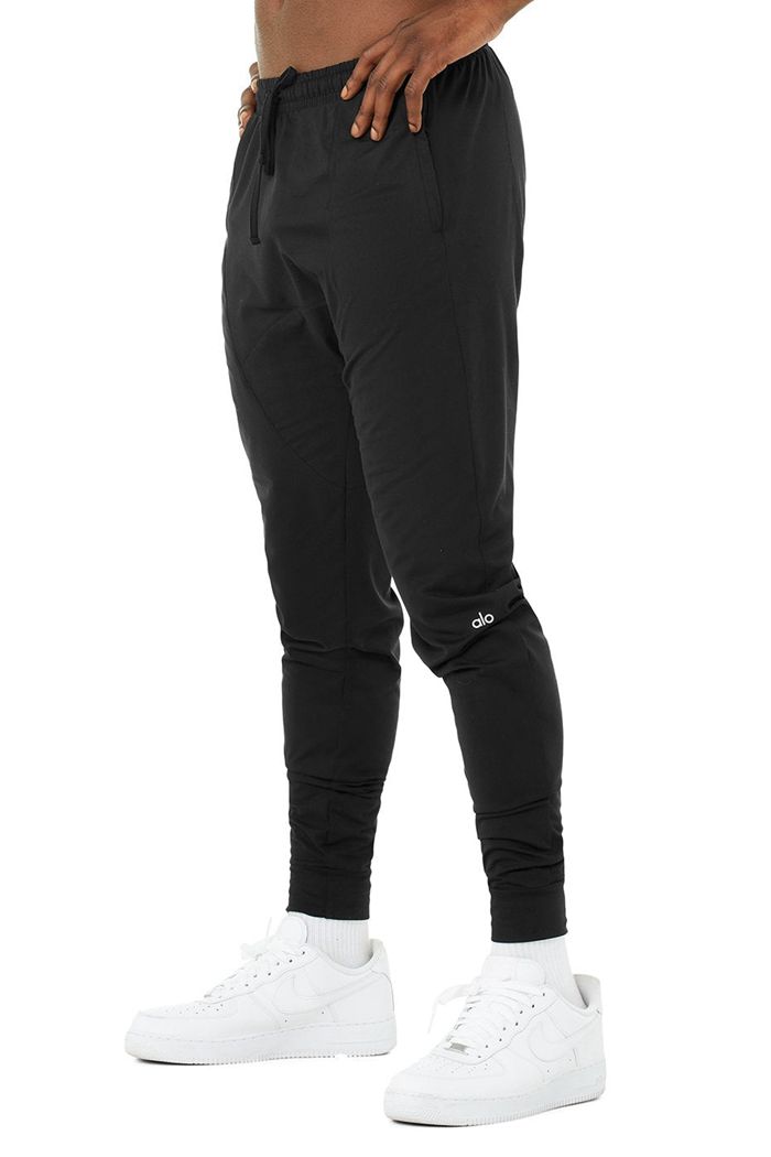 Alo Yoga Revitalize Men's Pants Black | GUNYKAX-27